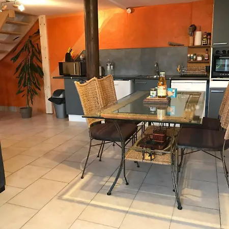 בית נופש Le Normand *